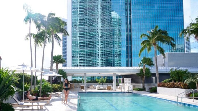 Los Mejores Hoteles en Miami: Tu Refugio en la Ciudad del Sol