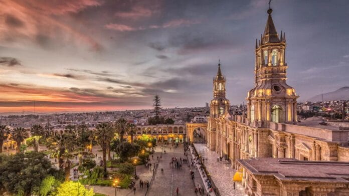 ¿Qué Ver en Arequipa y sus Alrededores? Itinerario detallado 1 Día