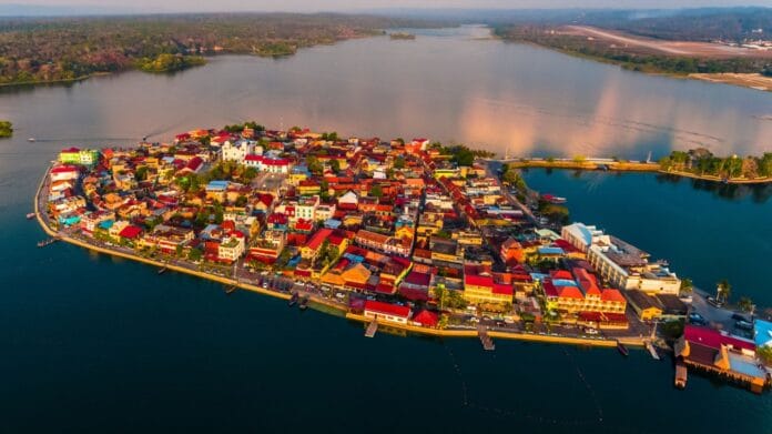 Qué Ver en Flores, Guatemala: El Tesoro Escondido del Mundo Maya