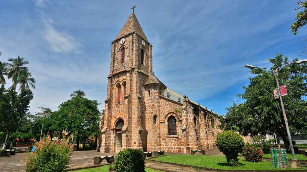 catedral sagrado corazon puntarenas