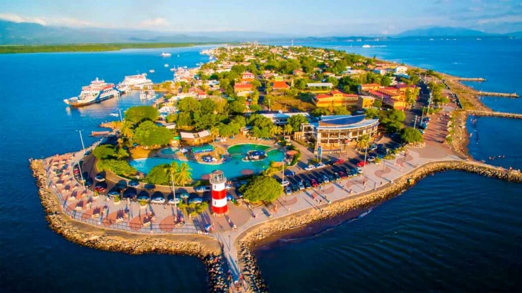 paseo turistas puntarenas