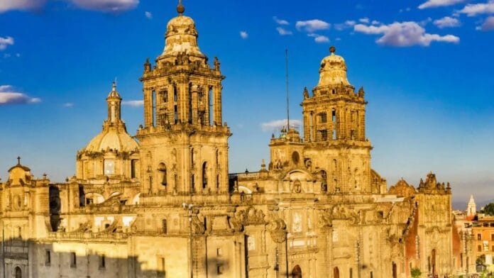 ¿Se puede entrar gratis a la Catedral Metropolitana de la Ciudad de México? Historia y curiosidades