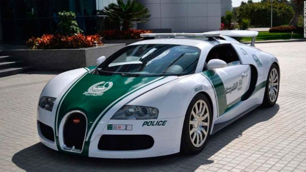 coche policia mas rapido mundo bugatti veyron 