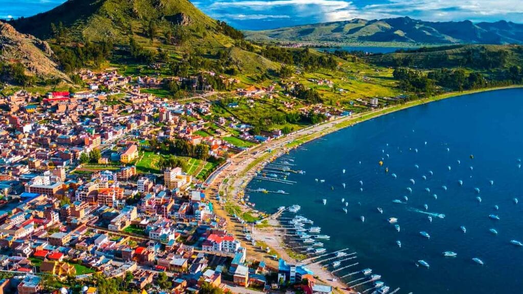copacabana lago titicaca bolivia