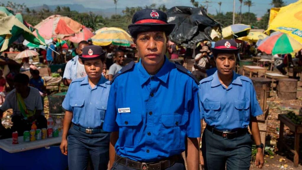 mujeres policia papua nueva guinea