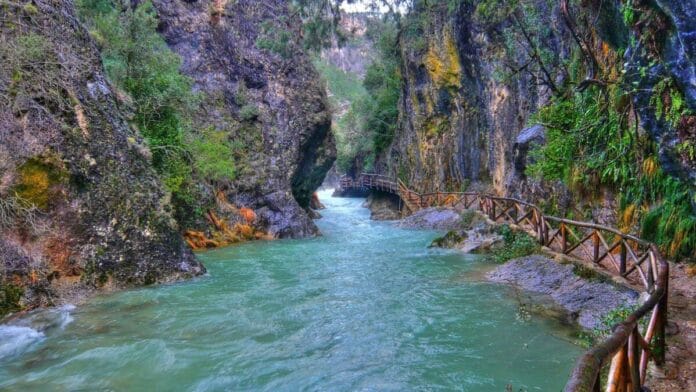 La mejor ruta de senderismo por cada una de las 50 provincias de España