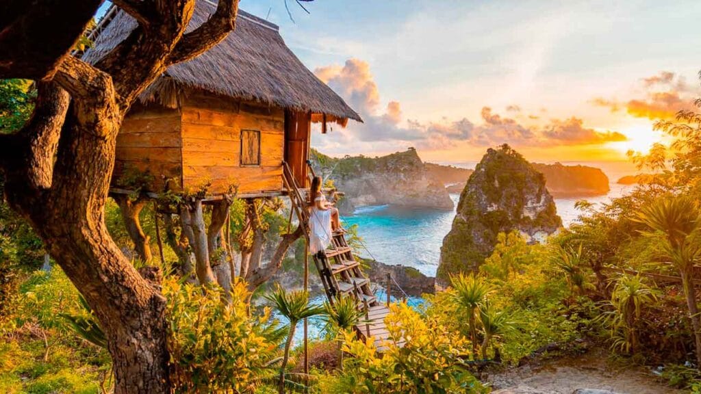 tree house nusa penida Indonesia