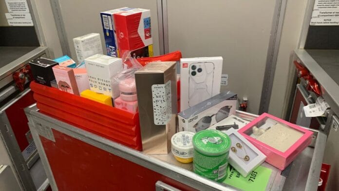 Iberia revoluciona sus vuelos con una tienda a bordo repleta de lujo y comodidad